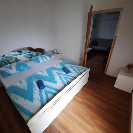 Apartments Brkovic Sukošan Rum bild